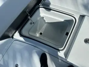 Thumbnail von East Cape 2500 Hybrid