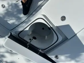 Thumbnail von East Cape 2500 Hybrid