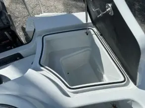 Thumbnail von East Cape 2500 Hybrid