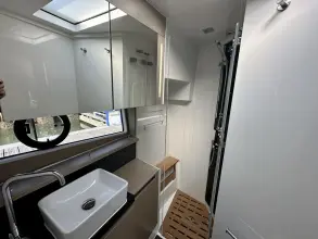 Thumbnail von Sealine F430 Raymarine navigation suite