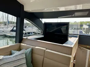 Thumbnail von Sealine F430 Raymarine navigation suite