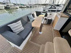 Thumbnail von Sealine F430 Raymarine navigation suite