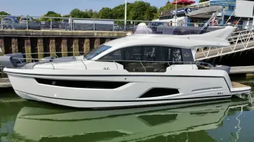 Thumbnail von Sealine F430 Raymarine navigation suite