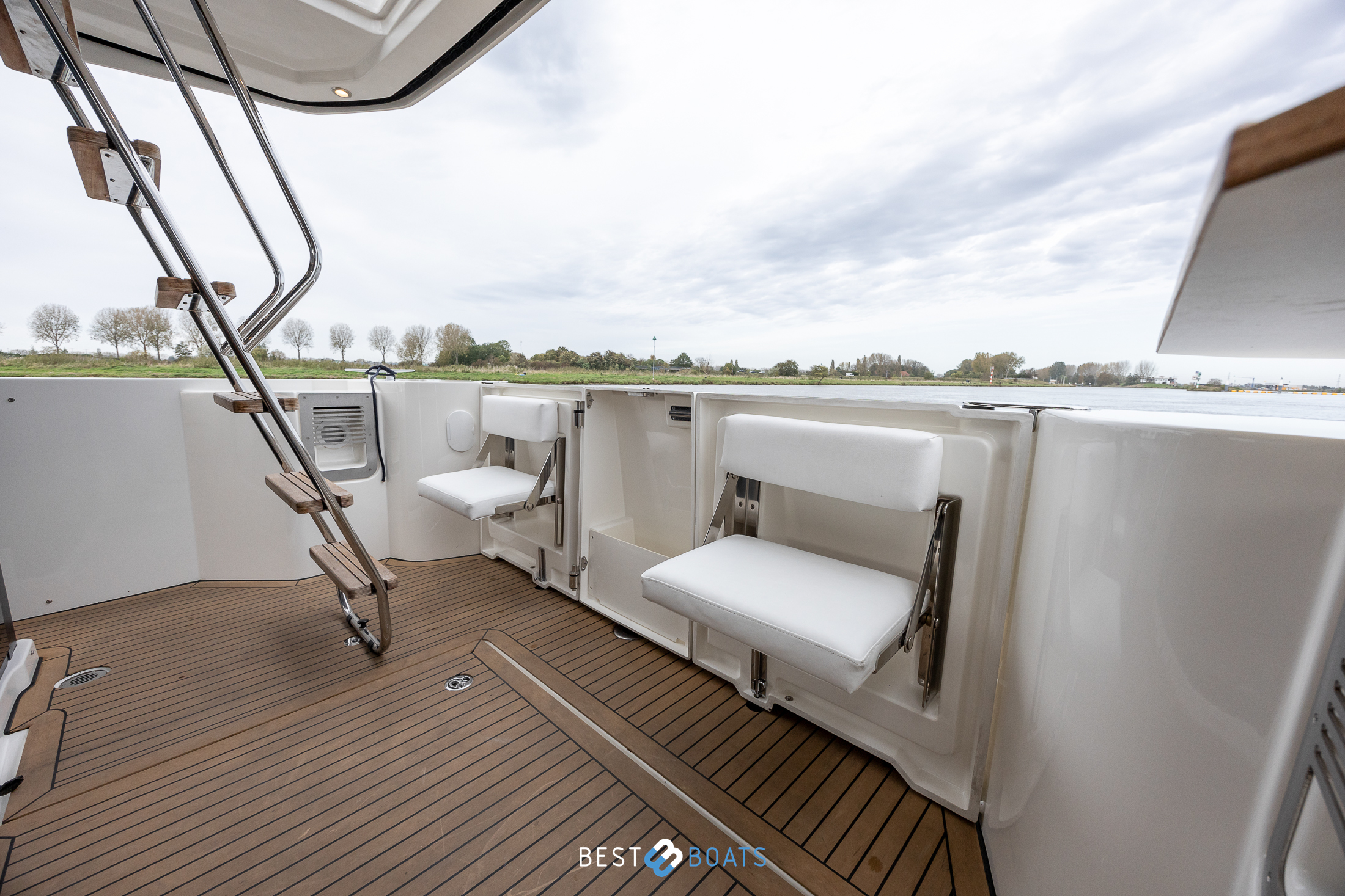 Thumbnail von Beneteau Swift Trawler 30 Charbet