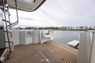 Thumbnail von Beneteau Swift Trawler 30 Charbet