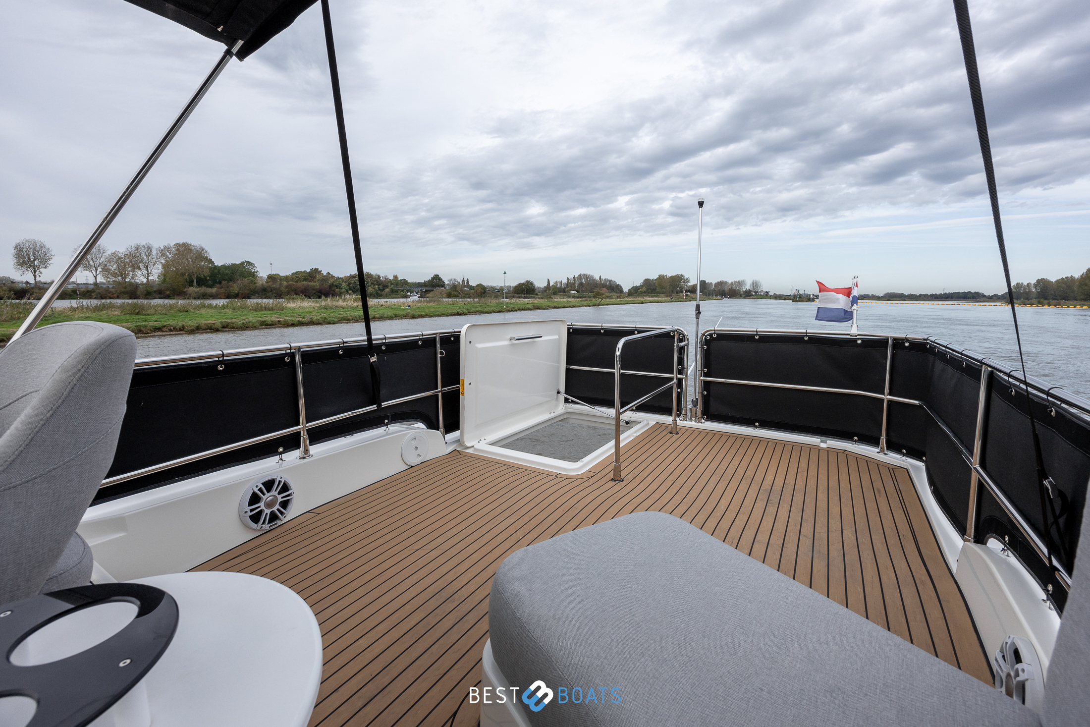 Thumbnail von Beneteau Swift Trawler 30 Charbet