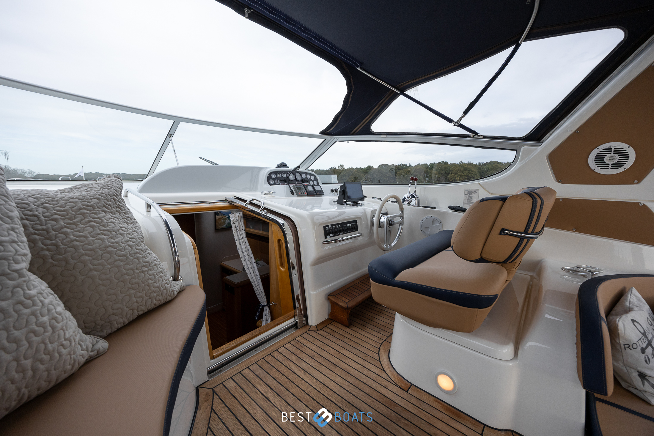 Thumbnail von Sealine 380 Ambassador