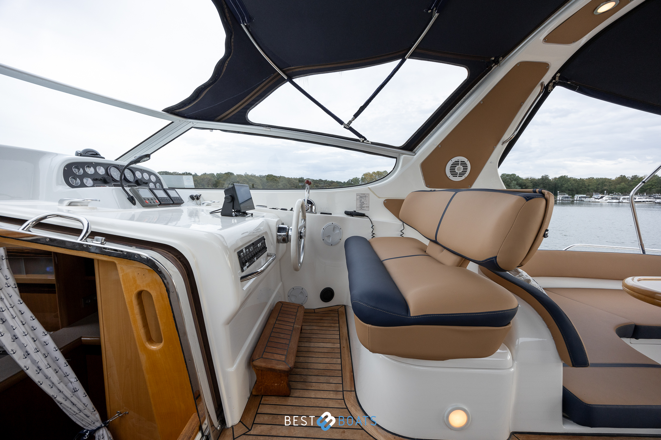 Thumbnail von Sealine 380 Ambassador