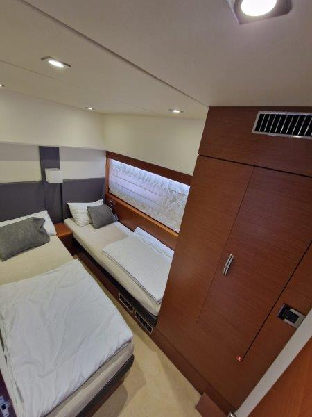 Thumbnail von Jeanneau Prestige 550