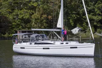 Thumbnail von Catalina 426 Available to Order to your Specs