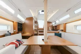 Thumbnail von Jeanneau Sun Odyssey 380