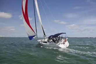 Thumbnail von Catalina 316 Available to Order to your Specs