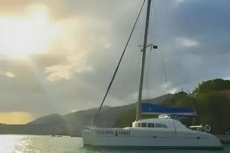 Thumbnail von Lagoon 410 Guiding Light