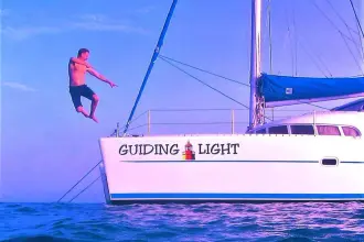 Thumbnail von Lagoon 410 Guiding Light