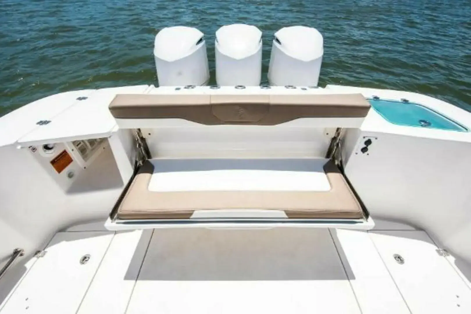 Thumbnail von Edgewater 370 CC