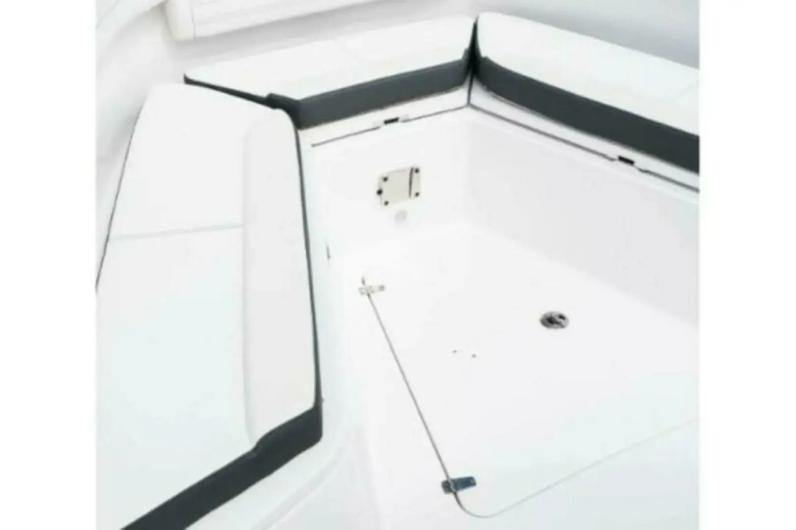 Thumbnail von Edgewater 340 CC