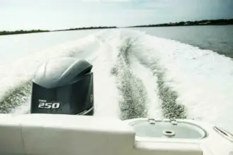 Thumbnail von Edgewater 230 CX