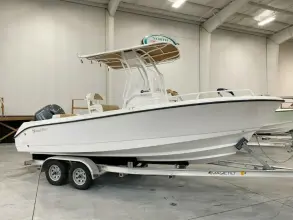 Edgewater 208 CC