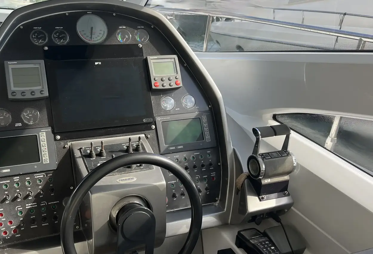 Thumbnail von Pershing 50 1472