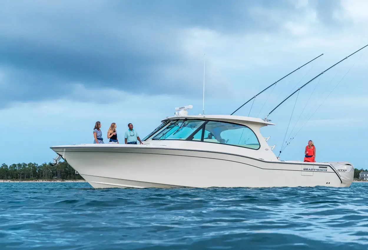 Grady White Freedom 215