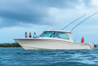 Grady White Freedom 215