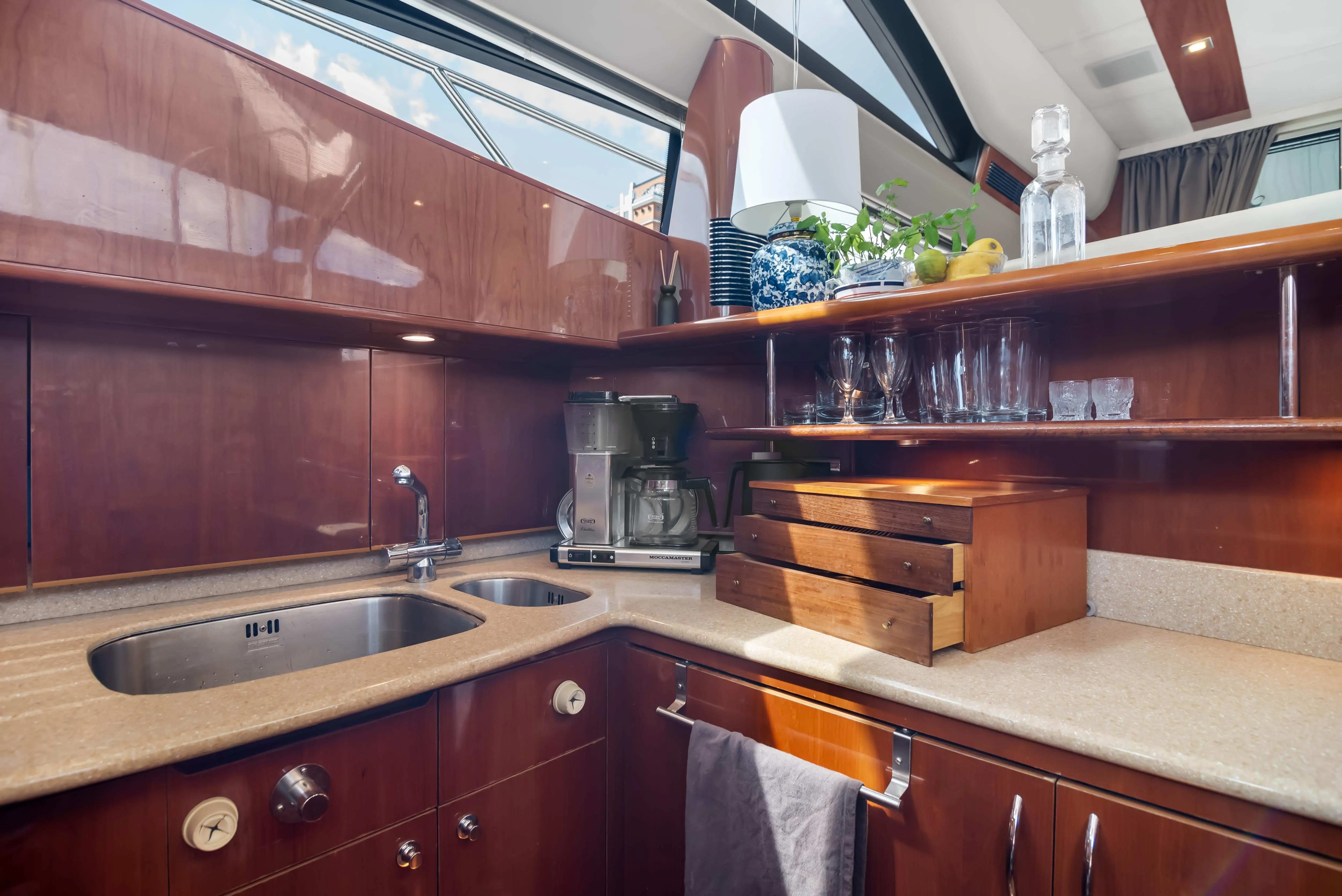 Thumbnail von Princess F57