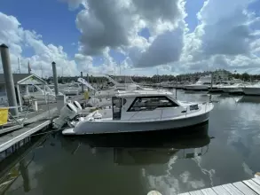 Thumbnail von True North Outboard Express Name Reserved