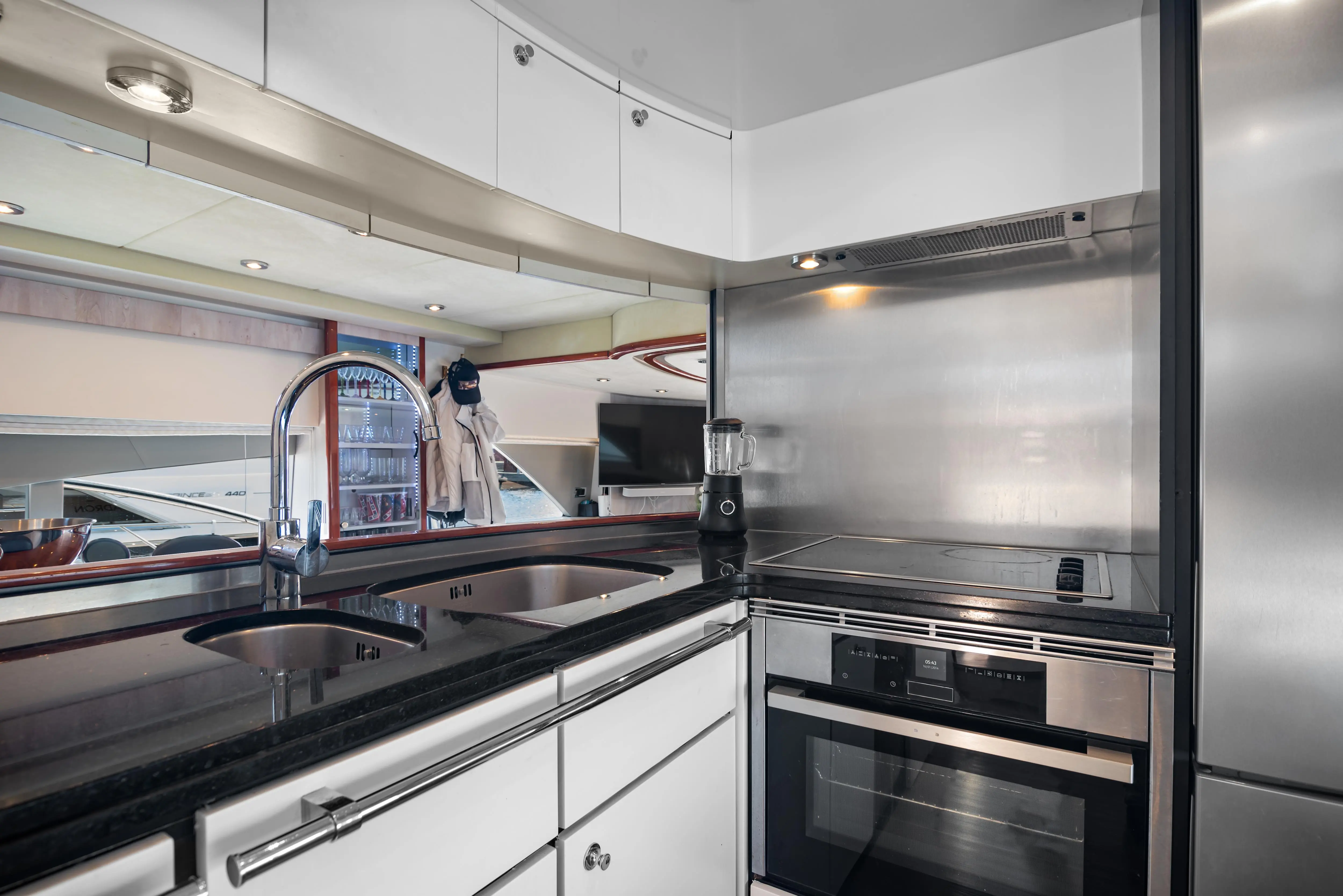 Thumbnail von Fairline Squadron 74