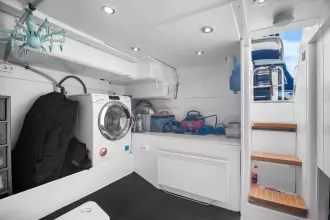 Thumbnail von Fairline Squadron 74