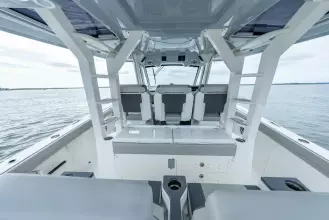 Thumbnail von Pursuit S 428 FIERO 3