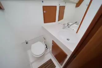 Thumbnail von Hallberg-Rassy 340