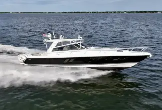 Thumbnail von Intrepid 475 Sport Yacht