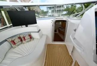 Thumbnail von Intrepid 475 Sport Yacht