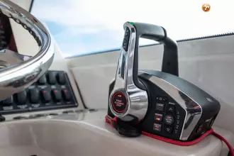 Thumbnail von Boston Whaler 285 Conquest Pilothouse