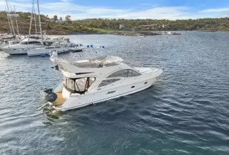 Thumbnail von Galeon 440 FLY