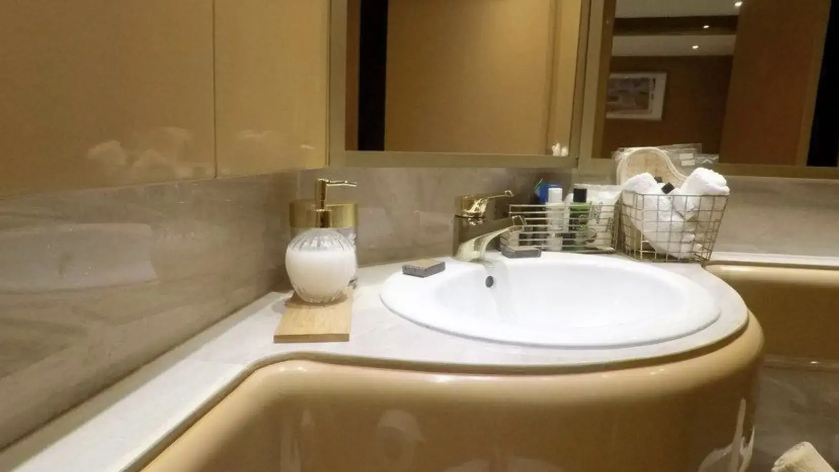 Thumbnail von Maiora 28 1703