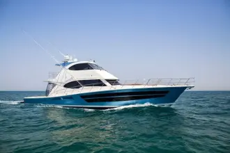 Riviera Enclosed Flybridge 77