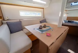 Thumbnail von Jeanneau Sun Odyssey 380