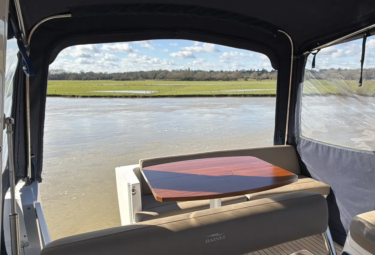 Thumbnail von Haines 360 Aft Cabin