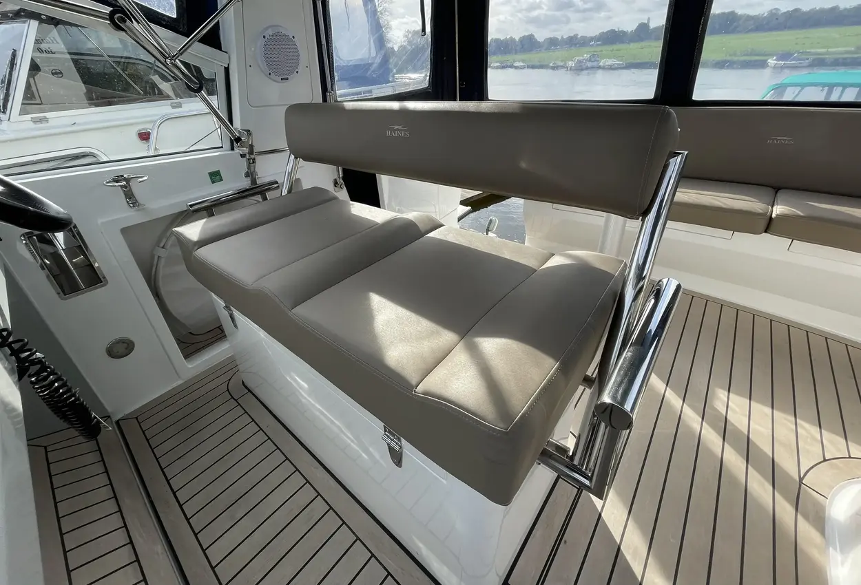 Thumbnail von Haines 360 Aft Cabin