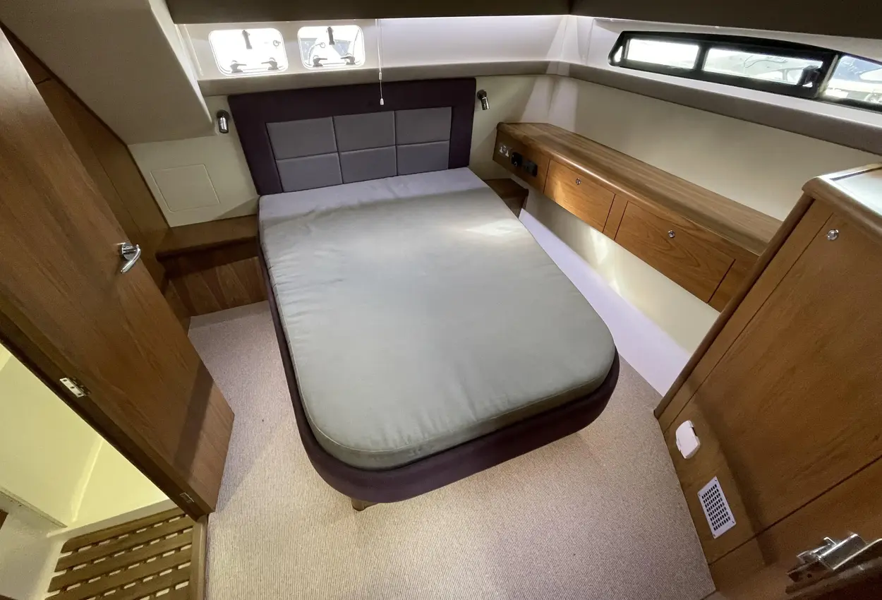 Thumbnail von Haines 360 Aft Cabin
