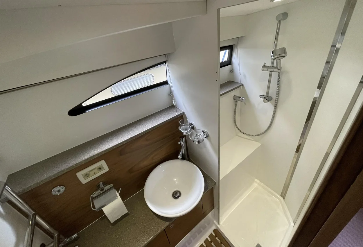 Thumbnail von Haines 360 Aft Cabin