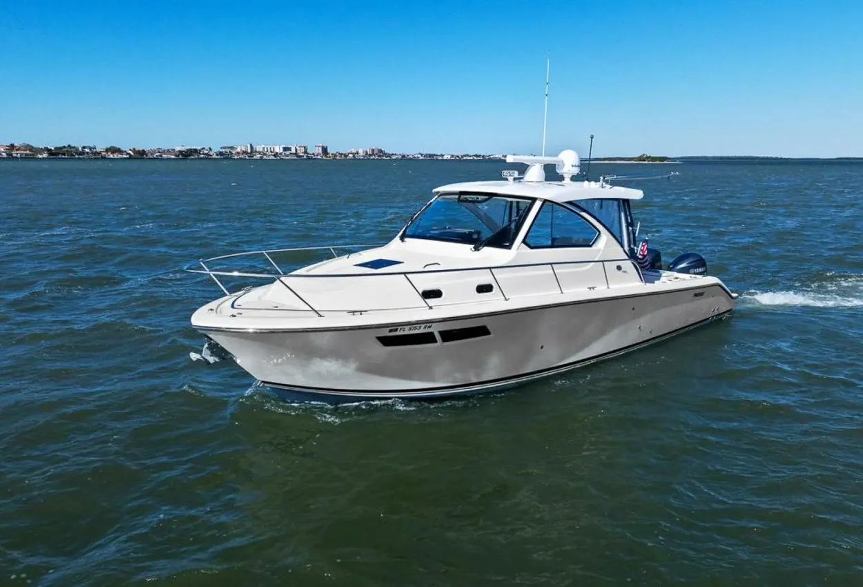 Thumbnail von Pursuit OS 355