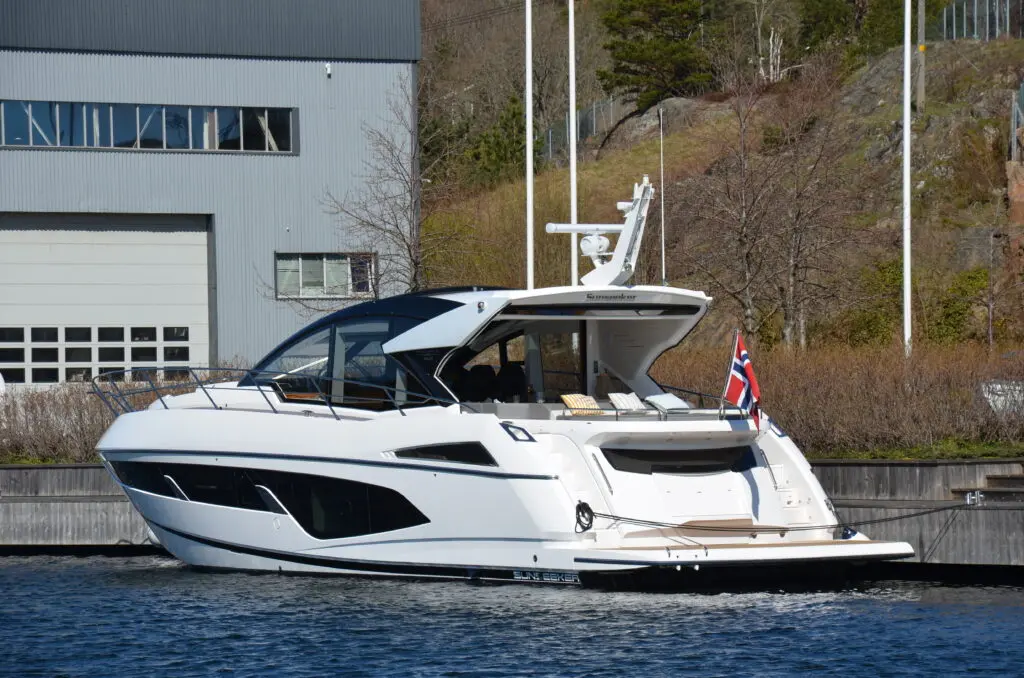 Sunseeker Predator 60 Evo