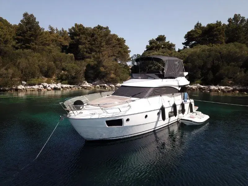 Bavaria Virtess 420 Fly