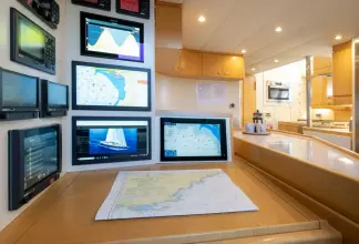 Thumbnail von CNB 95 Lady 8