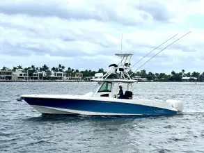 Thumbnail von Boston Whaler 370 Outrage Reel Time