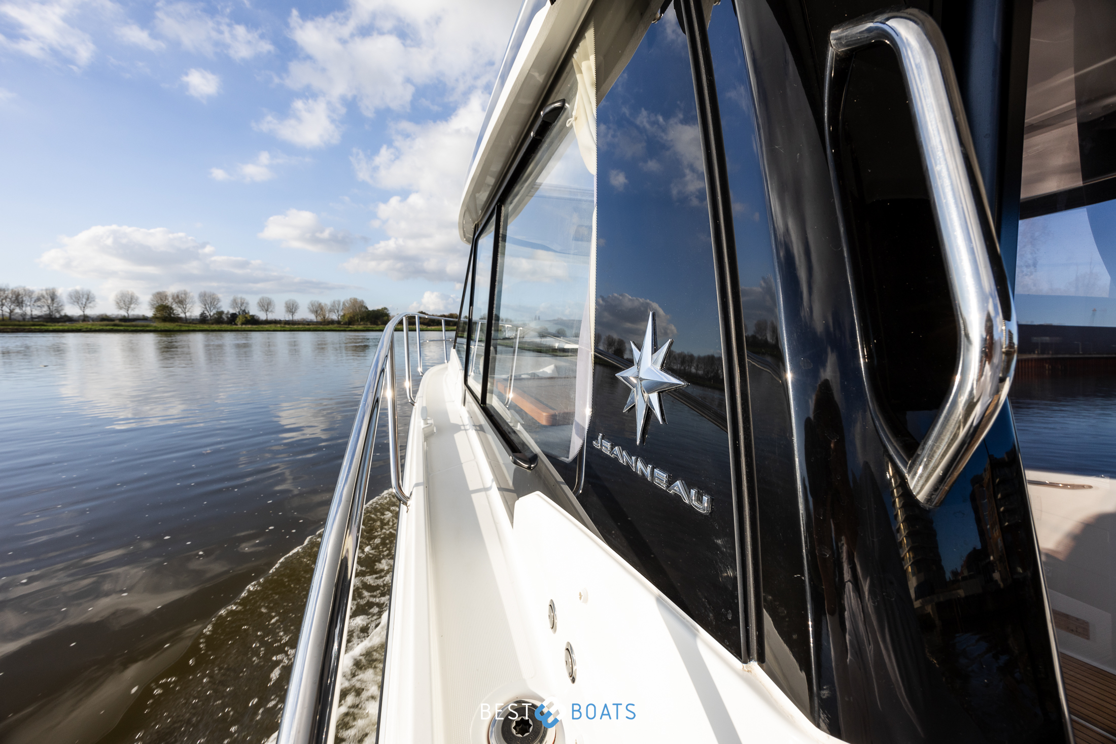 Thumbnail von Jeanneau 895 MERRY FISHER The Smiths