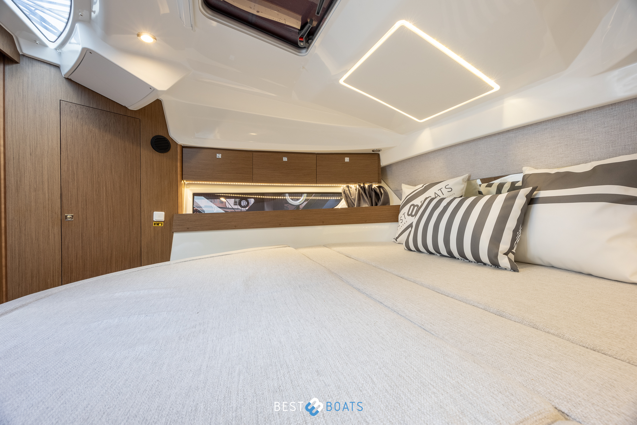 Thumbnail von Jeanneau 895 MERRY FISHER The Smiths