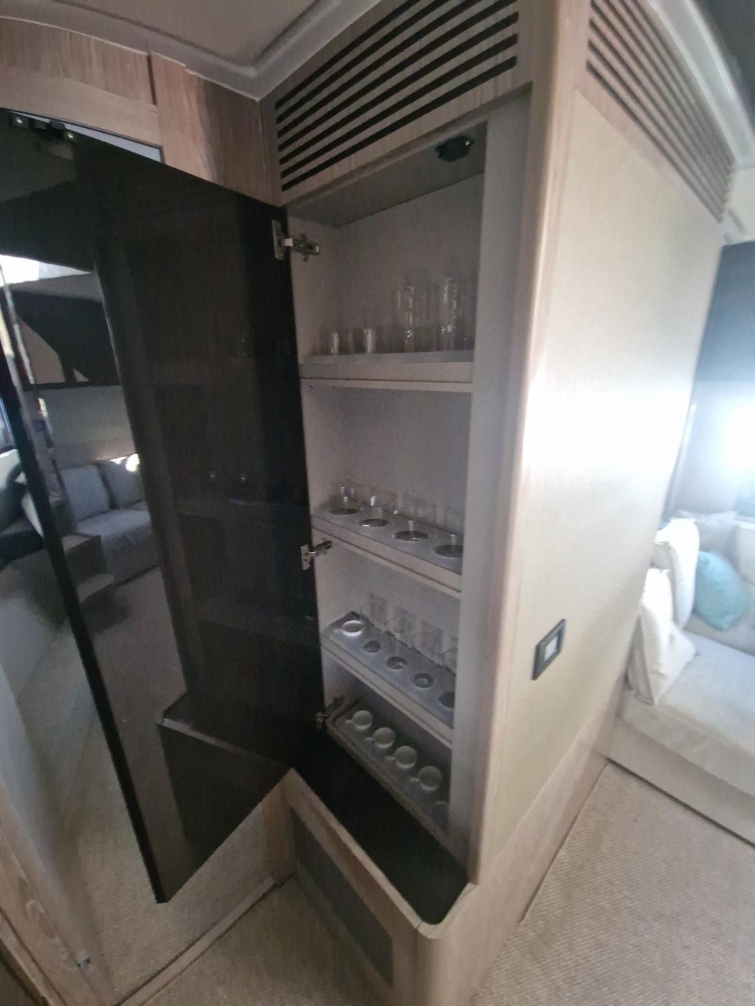 Thumbnail von Azimut 51